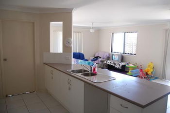 Image 4 for 10 Demmers Ct, Goodna  QLD  4300