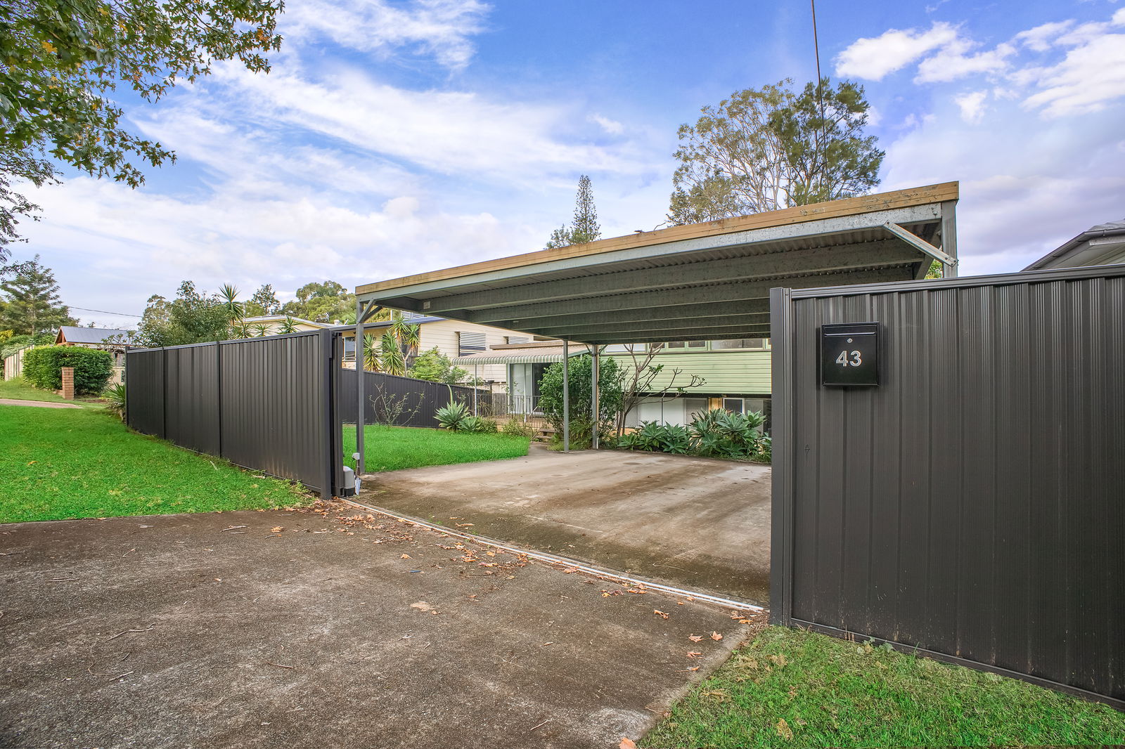 Main listing image for 43 Hedge St, Strathpine  QLD  4500