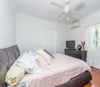 Image 4 for 62 Pear Street, Greenslopes  QLD  4120