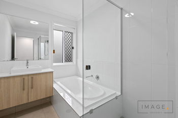 Image 5 for 87 Hilltop Cct., Pallara  QLD  4110