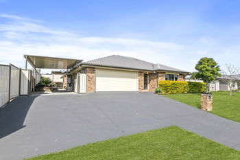 Image 3 for 28 Taminga Cct, D’Aguilar  QLD  4514