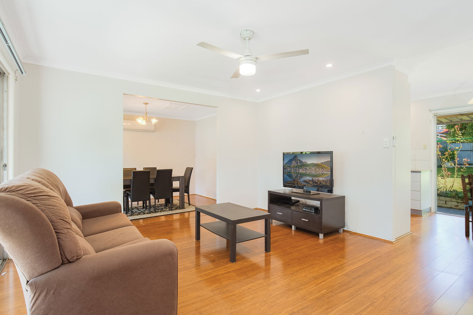 Main listing image for 6 Edgeware Dr, Rochedale South  QLD  4123