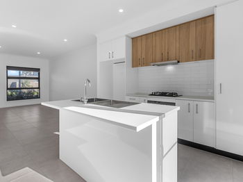 Image 3 for 7 Alliance Street, Werribee  VIC  3030