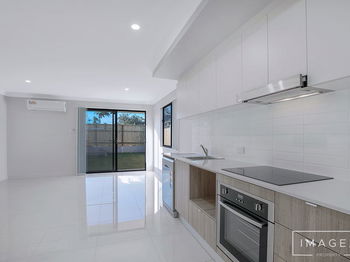 Image 3 for 2/7 Churchill Street, Bellbird Park  QLD  4300