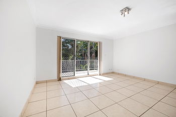 Image 4 for 4/39 Wooloowin Ave, Wooloowin  QLD  4030