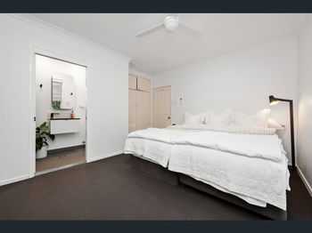 Image 4 for 25 Newbolt St, Holland Park  QLD  4121