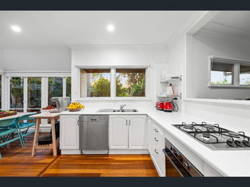 Image 5 for 25 Newbolt St, Holland Park  QLD  4121