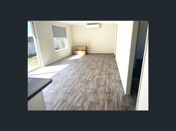 Image 4 for 1/27A Walsh St, Newtown  QLD  4305