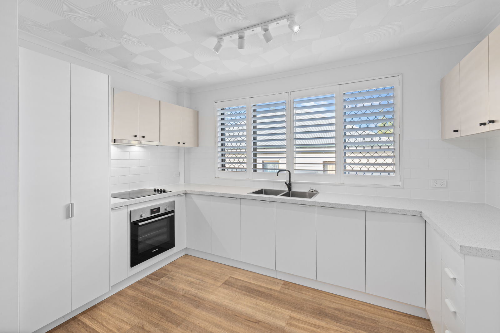 Main listing image for 1/33 Hawthorne St, Woolloongabba  QLD  4102