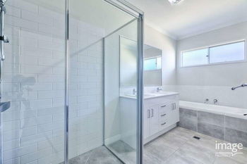 Image 6 for 15 Kookaburra Cct, Maudsland  QLD  4210