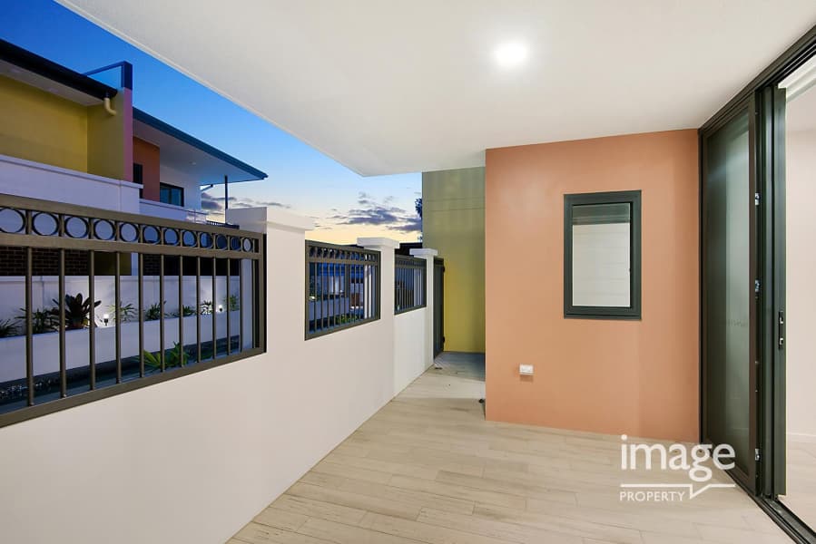 Main listing image for 2104/23 Boundary Rd, Bardon  QLD  4065