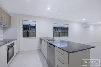 Image 3 for 17 Jive Way, Ripley  QLD  4306