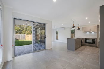 Image 3 for 43 Dannielle Cct, Lawnton  QLD  4501