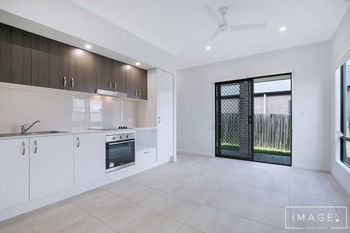 Image 5 for 2/16 Kenny St, Morayfield  QLD  4506
