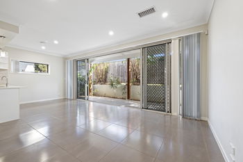 Image 4 for 8/18 Bainbridge St, Ormiston  QLD  4160