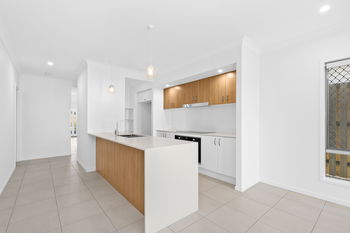 Image 3 for 61 Liberty Dr, Flagstone  QLD  4280