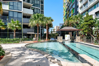 Image 3 for 907/10 Trinity St, Fortitude Valley  QLD  4006