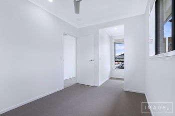 Image 6 for 123 Mercy Cct, Park Ridge  QLD  4125