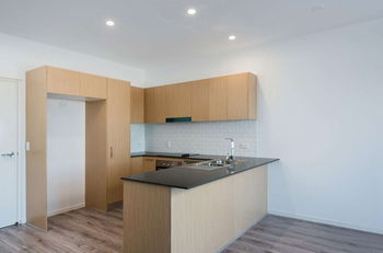 Image 3 for 204/57 Ludwick St, Cannon Hill  QLD  4170