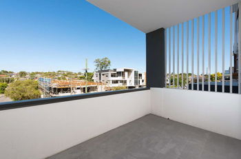 Image 5 for 204/57 Ludwick St, Cannon Hill  QLD  4170