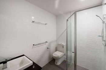 Image 6 for 204/57 Ludwick St, Cannon Hill  QLD  4170