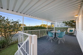 Image 4 for 204 Flinders Parade, Sandgate  QLD  4017