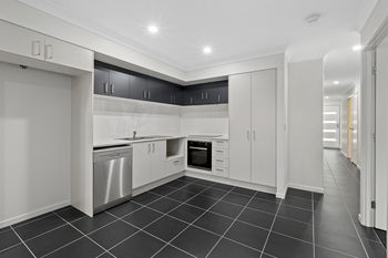 Image 5 for 1/15 Palmview St, Ripley  QLD  4306