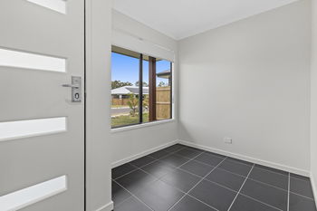 Image 4 for 1/15 Palmview St, Ripley  QLD  4306