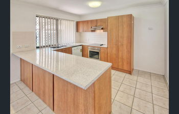 Image 3 for 5 Pebbles Ct, Berrinba  QLD  4117