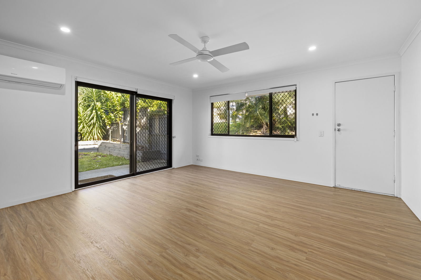 Main listing image for 1/4 Alicia St, Southport  QLD  4215