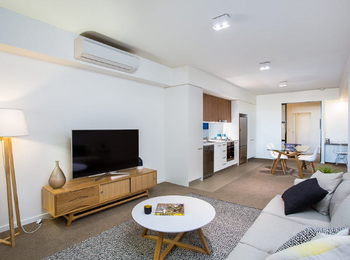 Image 3 for 611/31 Longland St, Newstead  QLD  4006