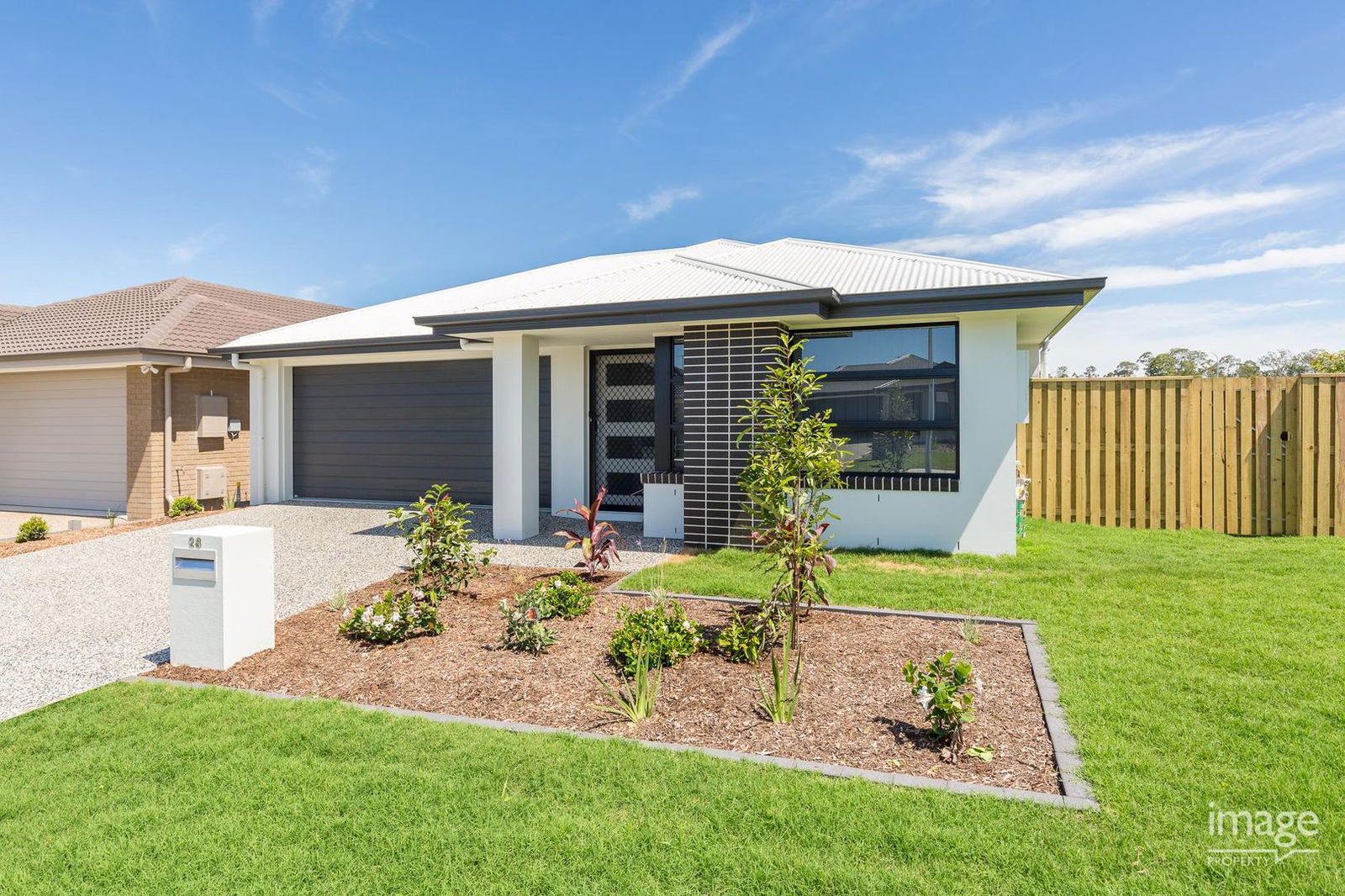 Main listing image for 28 Skelbrook Road, Park Ridge  QLD  4125
