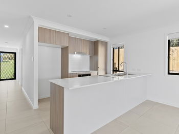 Image 3 for 1/30 Spring Rd, Gympie  QLD  4570