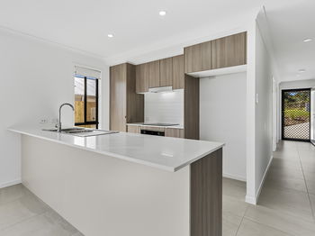 Image 3 for 2/30 Spring Rd, Gympie  QLD  4570