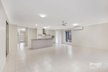 Image 3 for 59 Stanicki Cir, Bellbird Park  QLD  4300