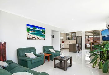 Image 4 for 5/2A View St, Woody Point  QLD  4019