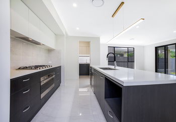 Image 3 for 11 Station Ave, Northgate  QLD  4013