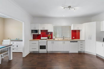 Image 6 for 240 Brighton Rd, Sandgate  QLD  4017