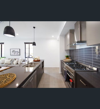 Image 5 for 43 Geoff Wolter Dr, Molendinar  QLD  4214