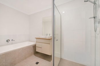 Image 6 for 1/24 Cambridge Way, Ripley  QLD  4306