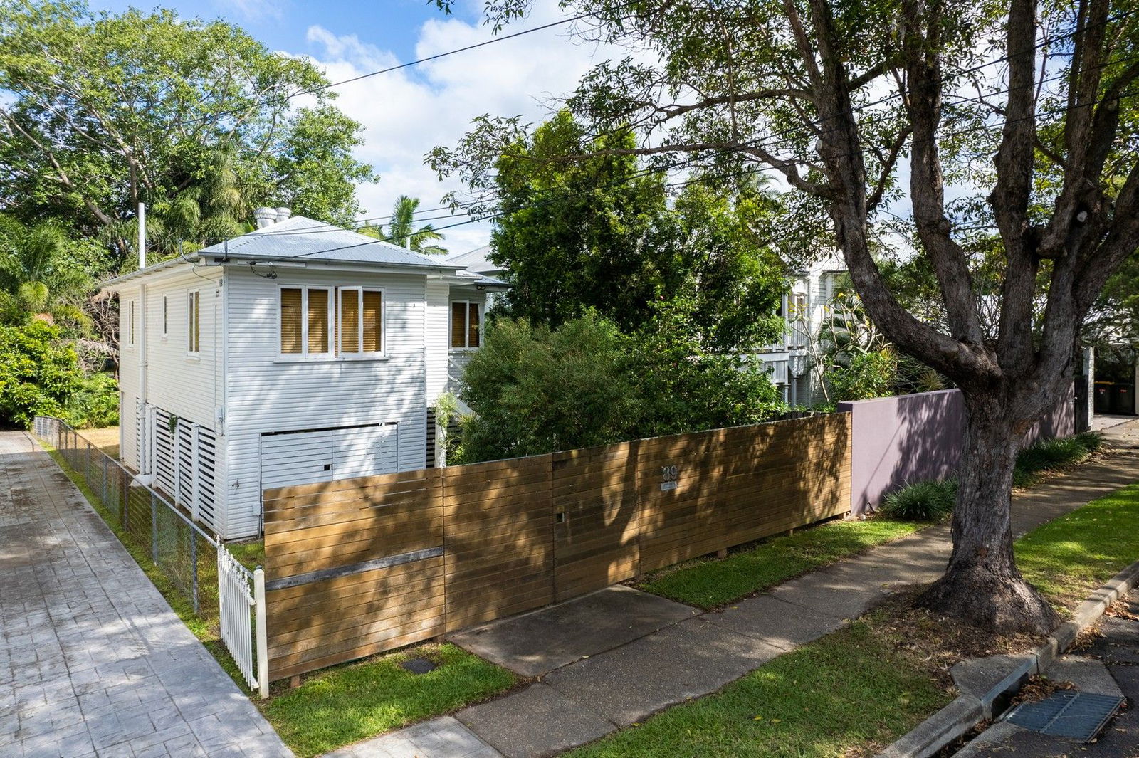 Main listing image for 89 Edmondstone St, Newmarket  QLD  4051