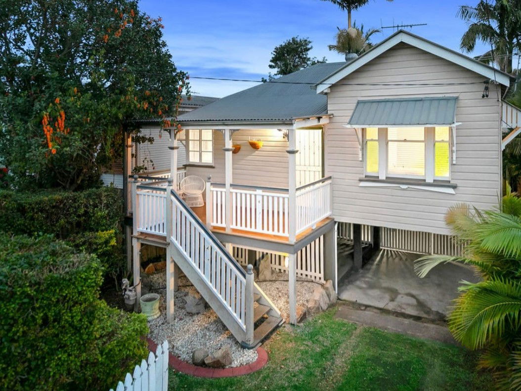 Main listing image for 40 Moreton Ave, Wynnum  QLD  4178