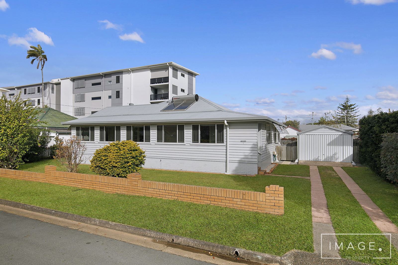 Main listing image for 3 Phillip St, Scarborough  QLD  4020