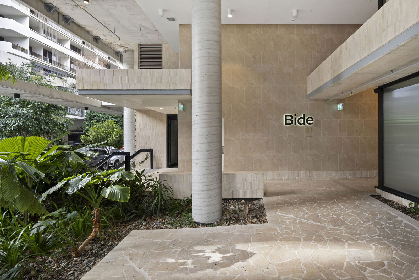 Main listing image for 21102/21 Longland St, Newstead  QLD  4006