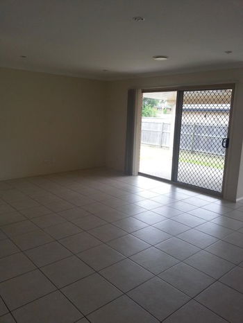 Image 4 for 8 Webb Rd, Loganlea  QLD  4131