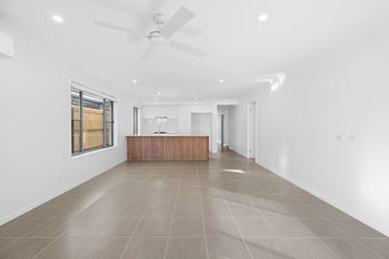 Image 3 for 22 Hartnell Dr, Park Ridge  QLD  4125