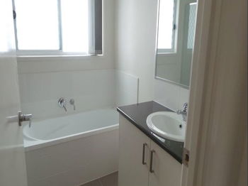 Image 4 for 2/31 Marmoset Cct, Dakabin  QLD  4503