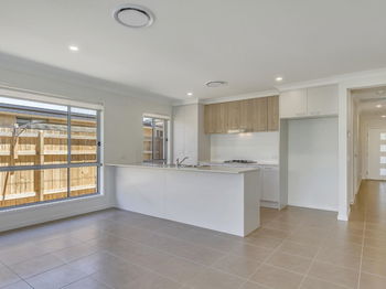 Image 3 for 39 Harvey Cir, Griffin  QLD  4503