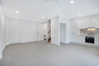 Image 3 for 39 Citriodora St, Carseldine  QLD  4034