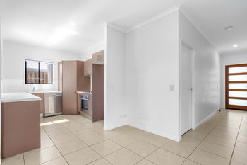 Image 4 for 14 Myrtus St, Mountain Creek  QLD  4557